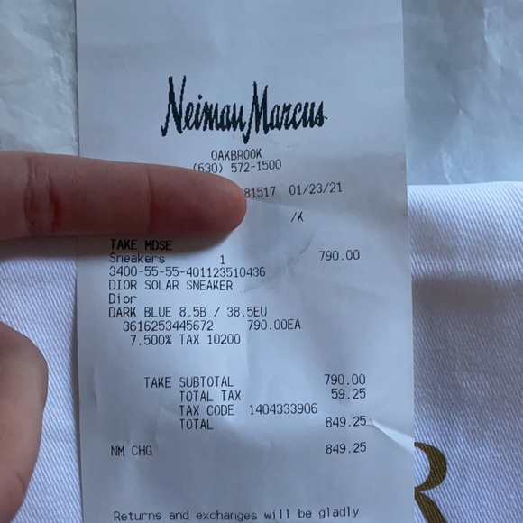 Diors Sneakers - Picture 5 of 6